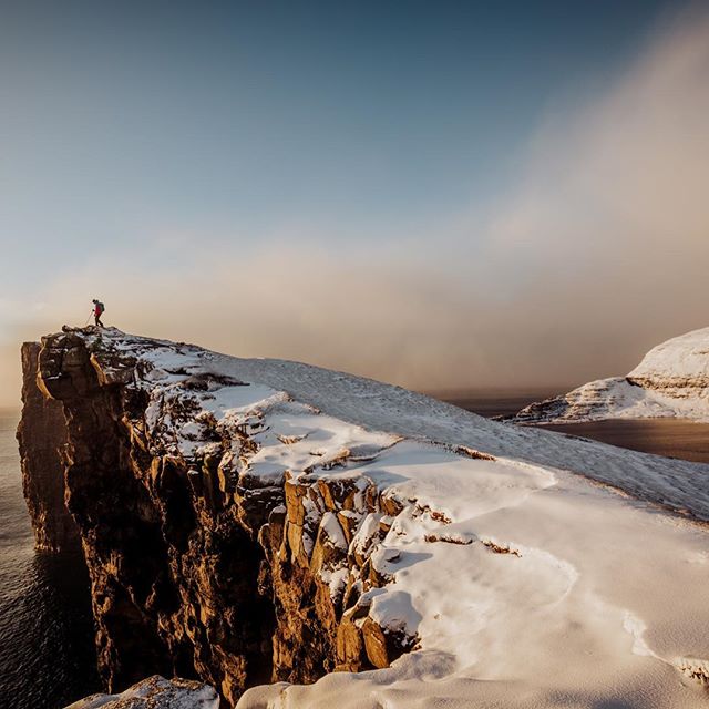 Did you know that you are never more than 5km from the ocean wherever you are in the Faroe Islands? It’s quite an amazing place! 📷 @wildconnectionsphoto